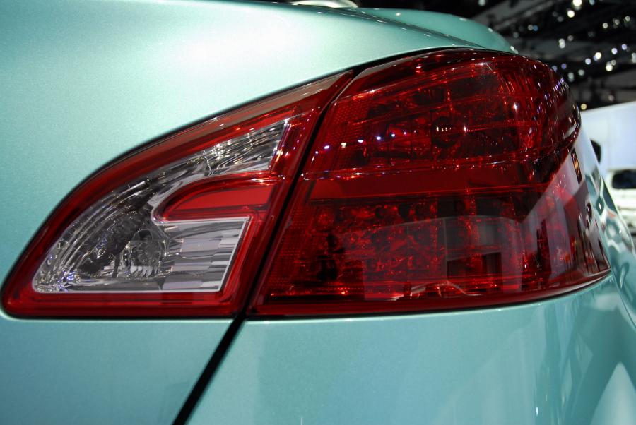  Nissan Murano CrossCabriolet 2011 года  (фото 125 из 131)
